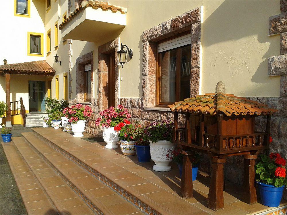 Hotel Alonso Llanes Esterno foto