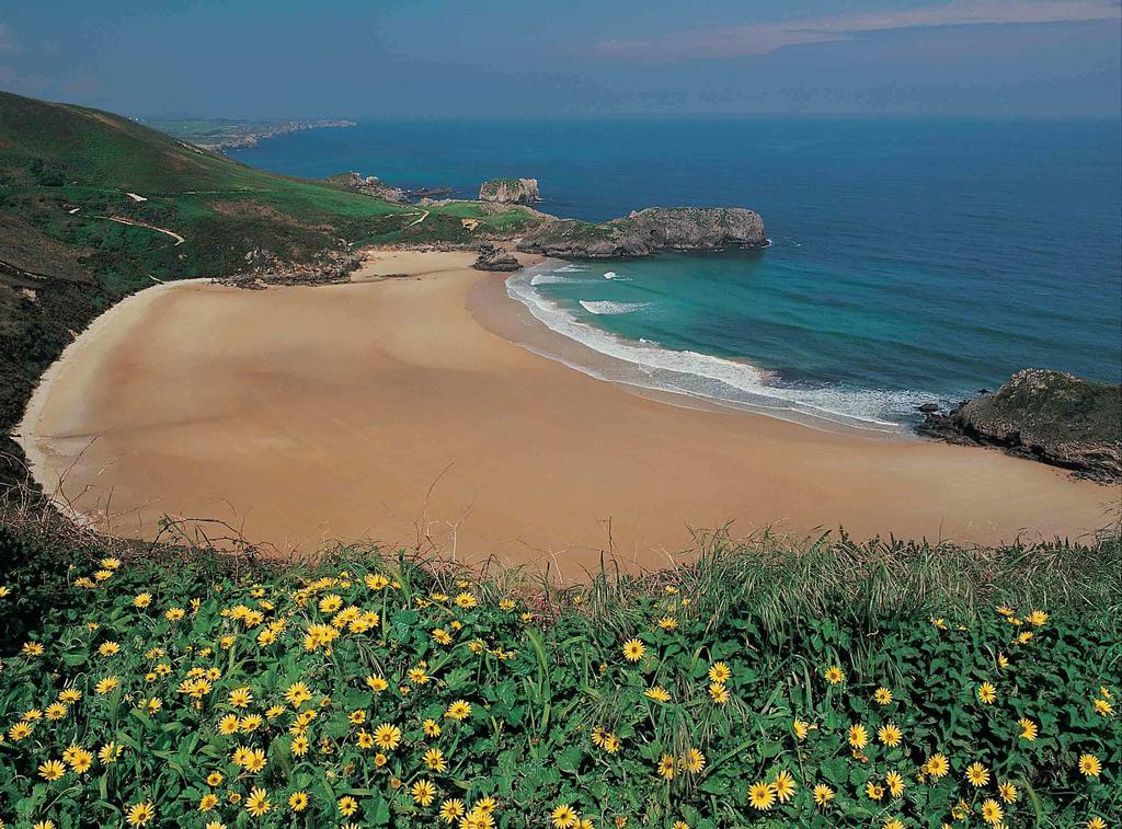 Hotel Alonso Llanes Esterno foto