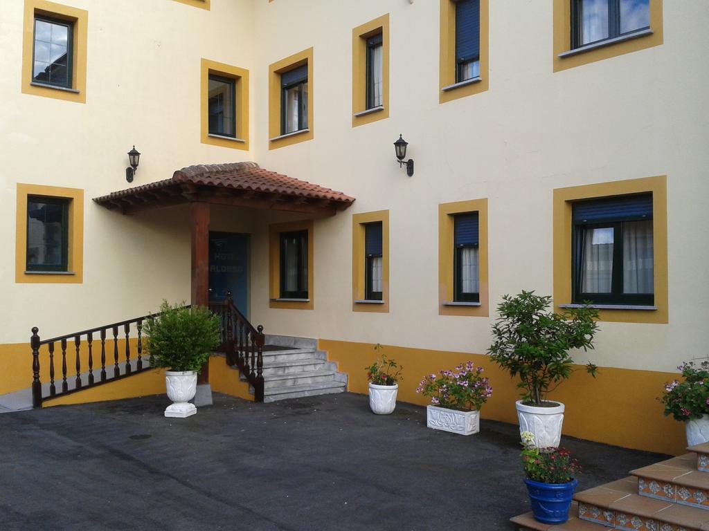 Hotel Alonso Llanes Esterno foto